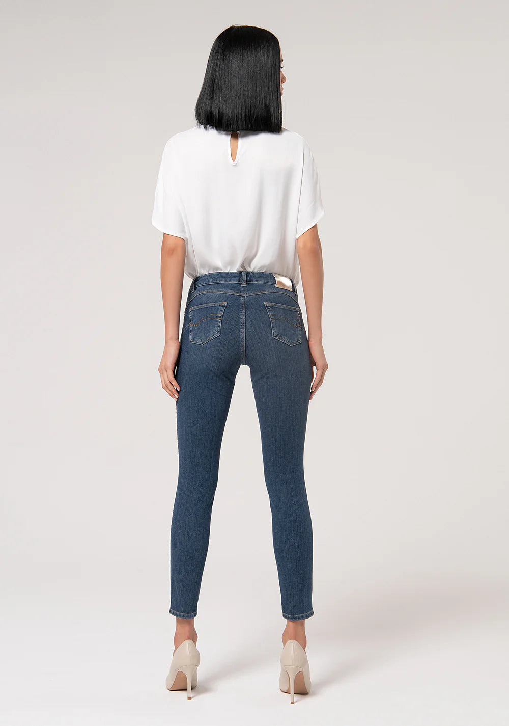 Jeans slim fit with perfect shape effect made Fracomina
